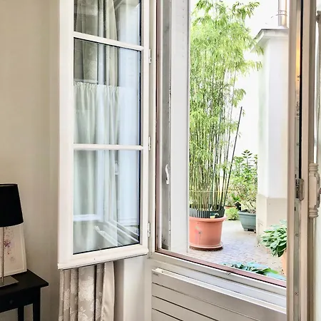 2 Pieces 5 * Paris